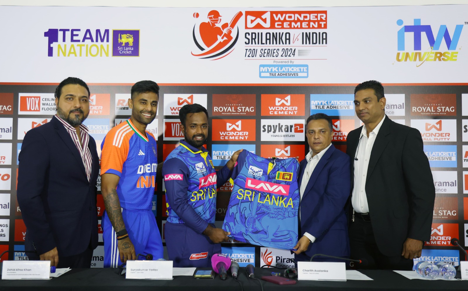 Sri Lanka cricket captain Charith Asalanka receiving the Lava-branded national jersey at the sponsorship unveiling event